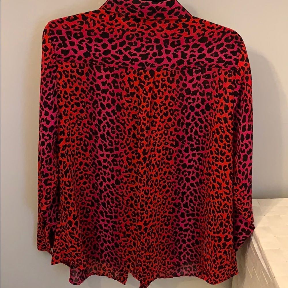 Button down blouse - Picture 2 of 2